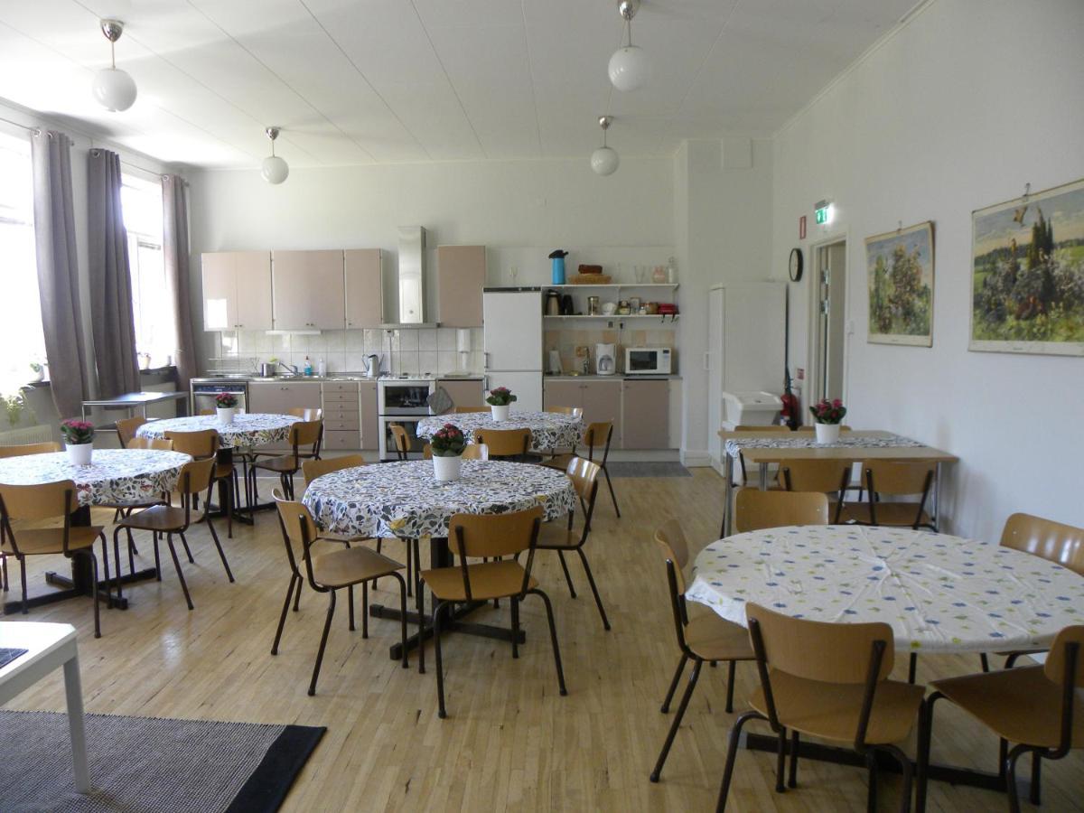Kalvs Skolhus Hostel ภายนอก รูปภาพ