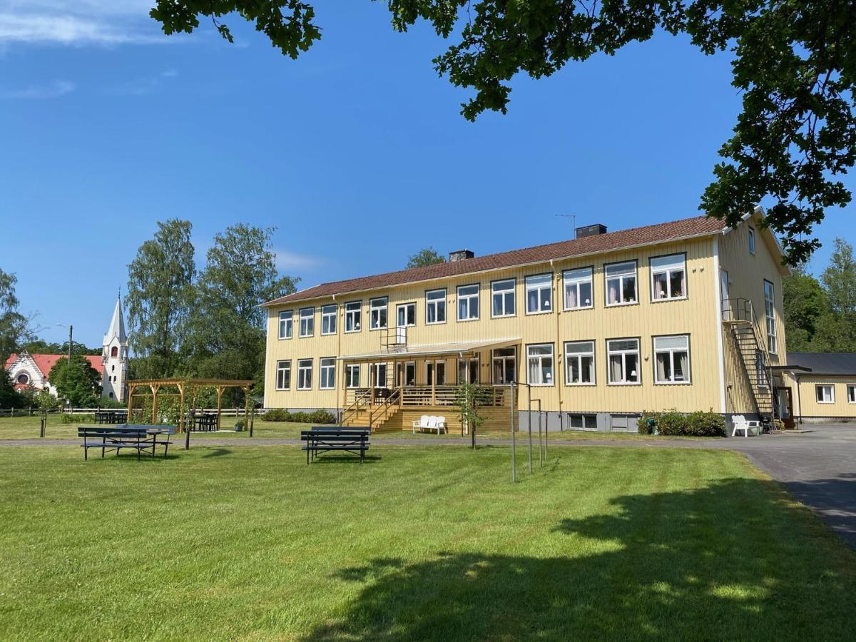 Kalvs Skolhus Hostel ภายนอก รูปภาพ