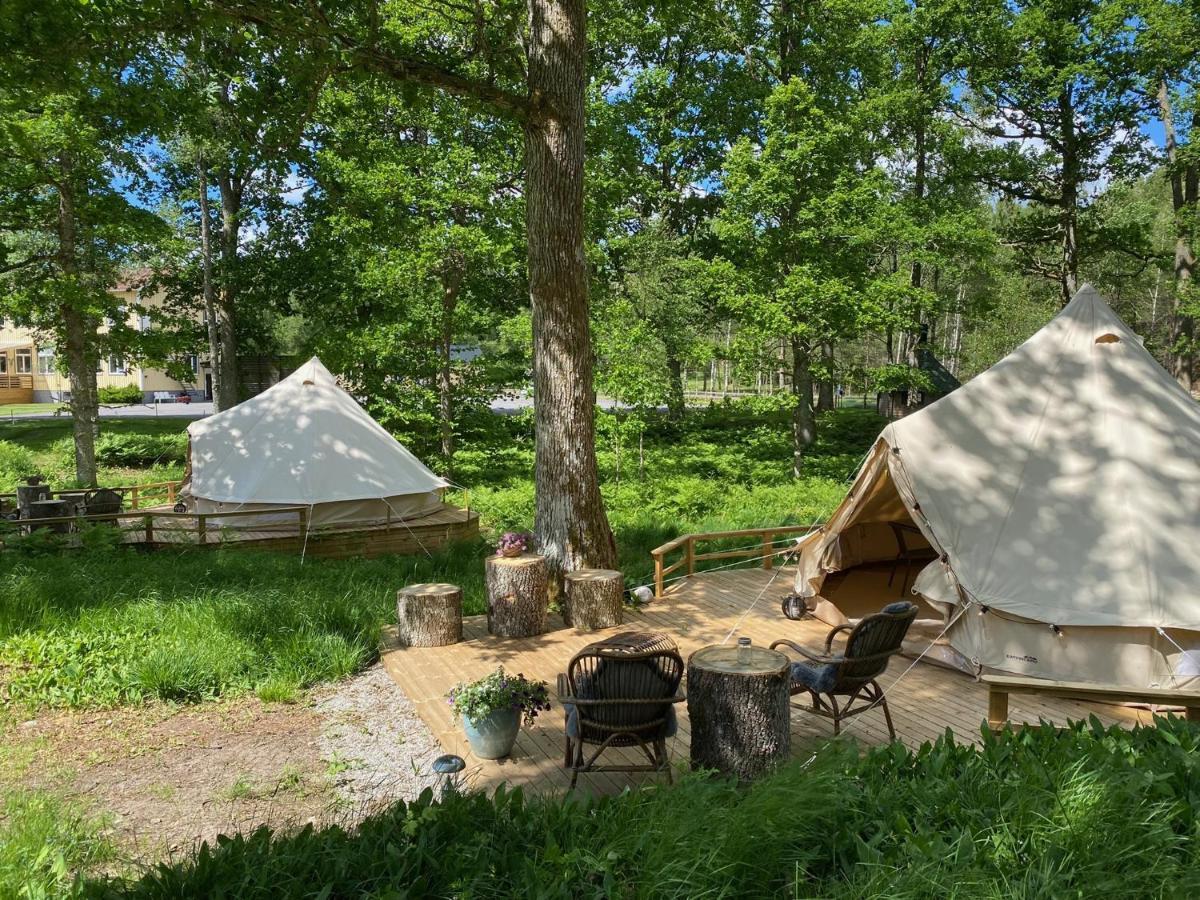 Kalvs Skolhus Hostel ภายนอก รูปภาพ