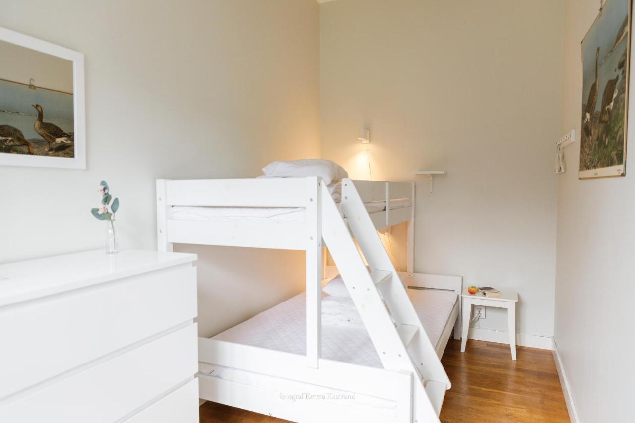 Kalvs Skolhus Hostel ภายนอก รูปภาพ