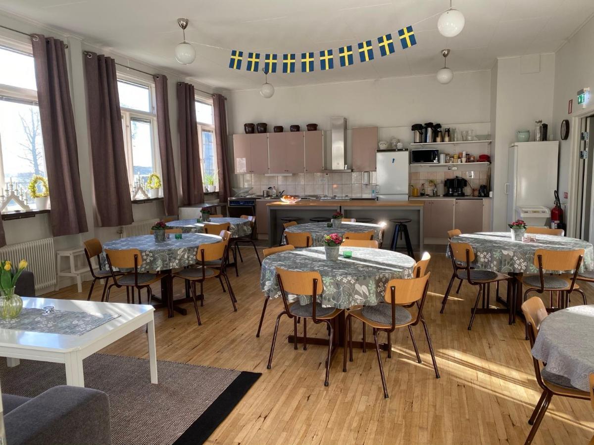 Kalvs Skolhus Hostel ภายนอก รูปภาพ